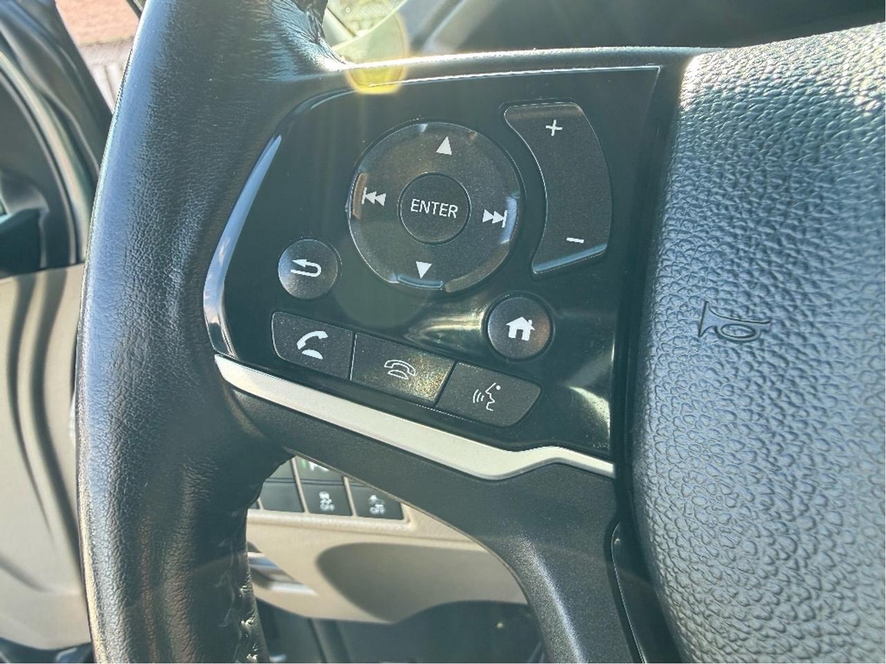 2018 Honda Odyssey Touring 8Seater DVD Player Nav CleanCarfax Loaded Photo