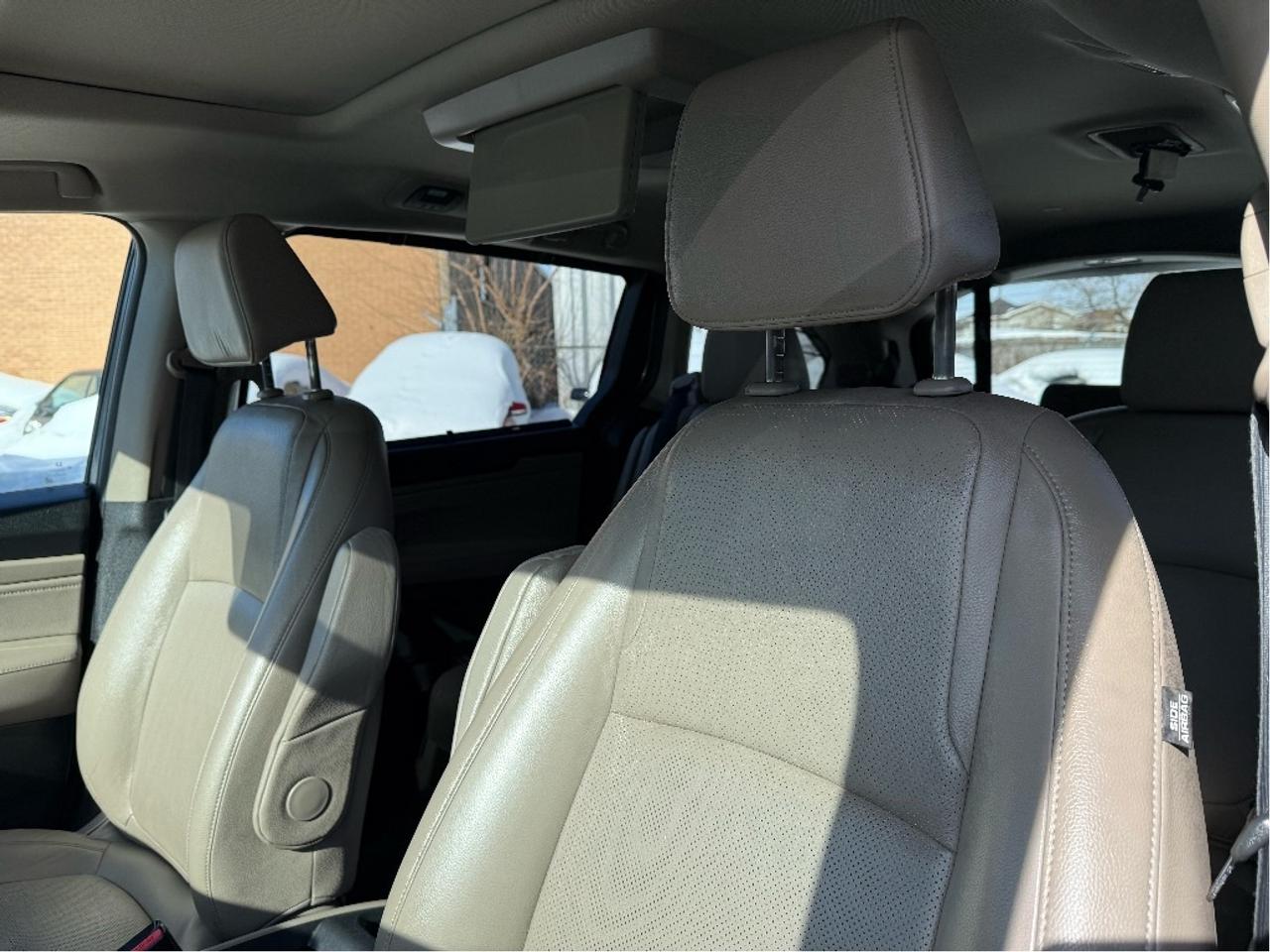 2018 Honda Odyssey Touring 8Seater DVD Player Nav CleanCarfax Loaded Photo