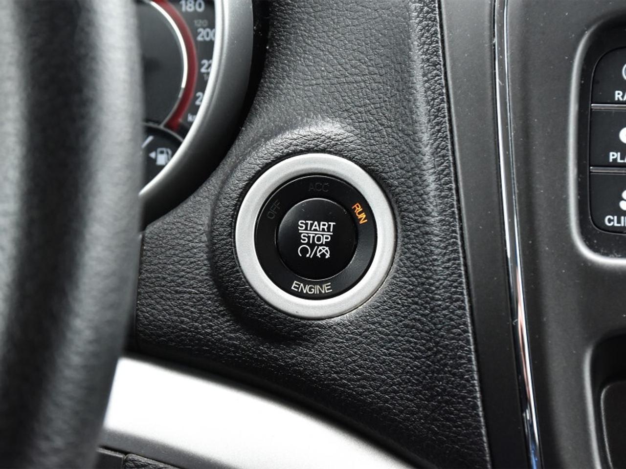 2015 Dodge Journey CANADA VALUE PKG   **AS-IS**   Auto   Cruise Contr Photo
