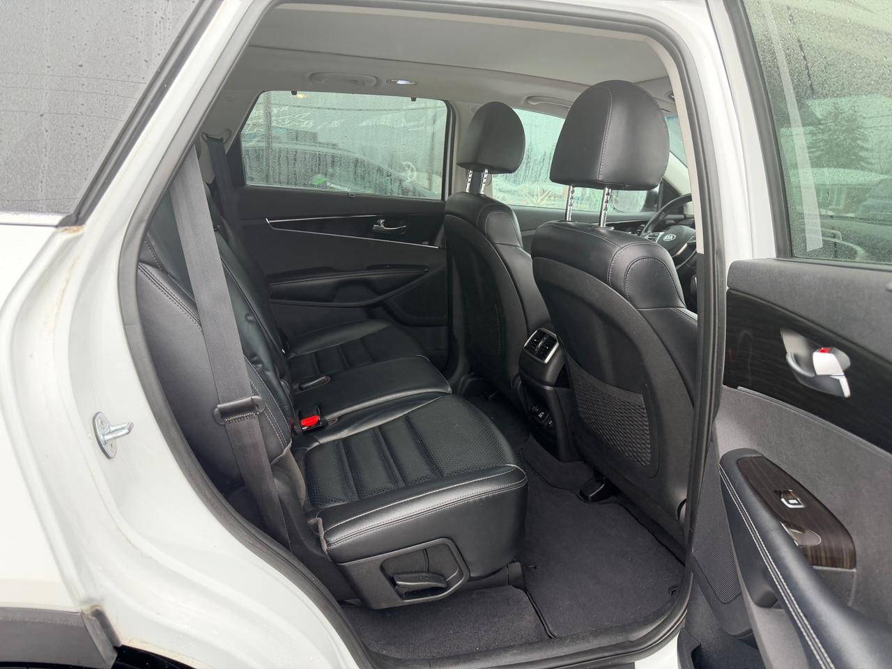 2019 Kia Sorento 3.3L EX 7-Seater 4dr All-Wheel Drive Photo