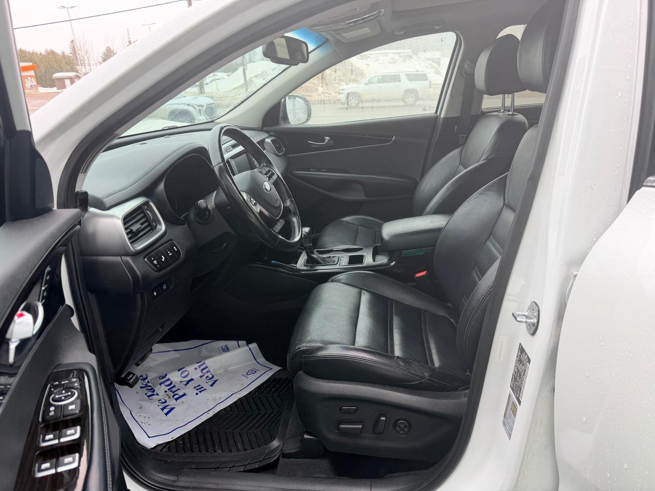2019 Kia Sorento 3.3L EX 7-Seater 4dr All-Wheel Drive Photo