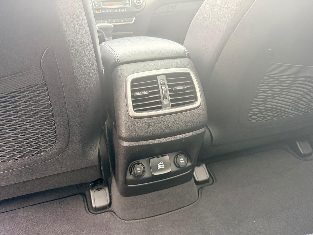 2019 Kia Sorento 3.3L EX 7-Seater 4dr All-Wheel Drive Photo