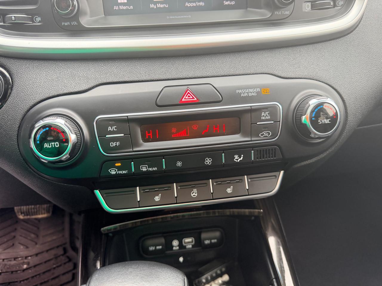 2019 Kia Sorento 3.3L EX 7-Seater 4dr All-Wheel Drive Photo