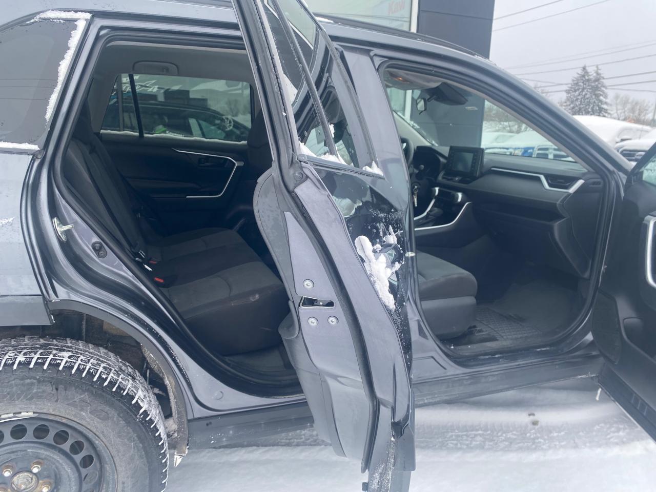 2020 Toyota RAV4 LE 4dr All-wheel Drive Photo