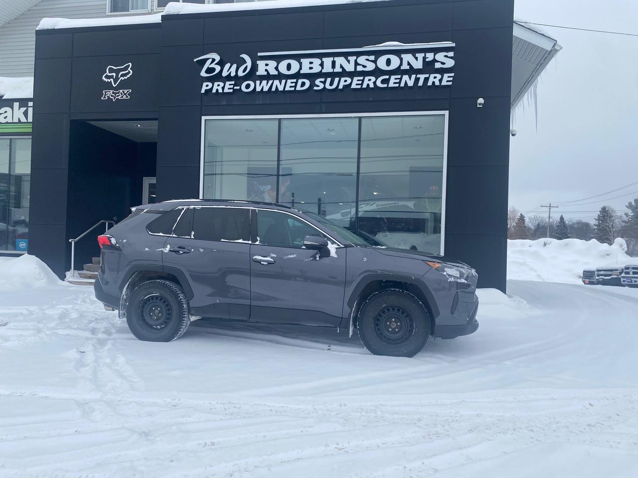 2020 Toyota RAV4 LE 4dr All-wheel Drive Photo1