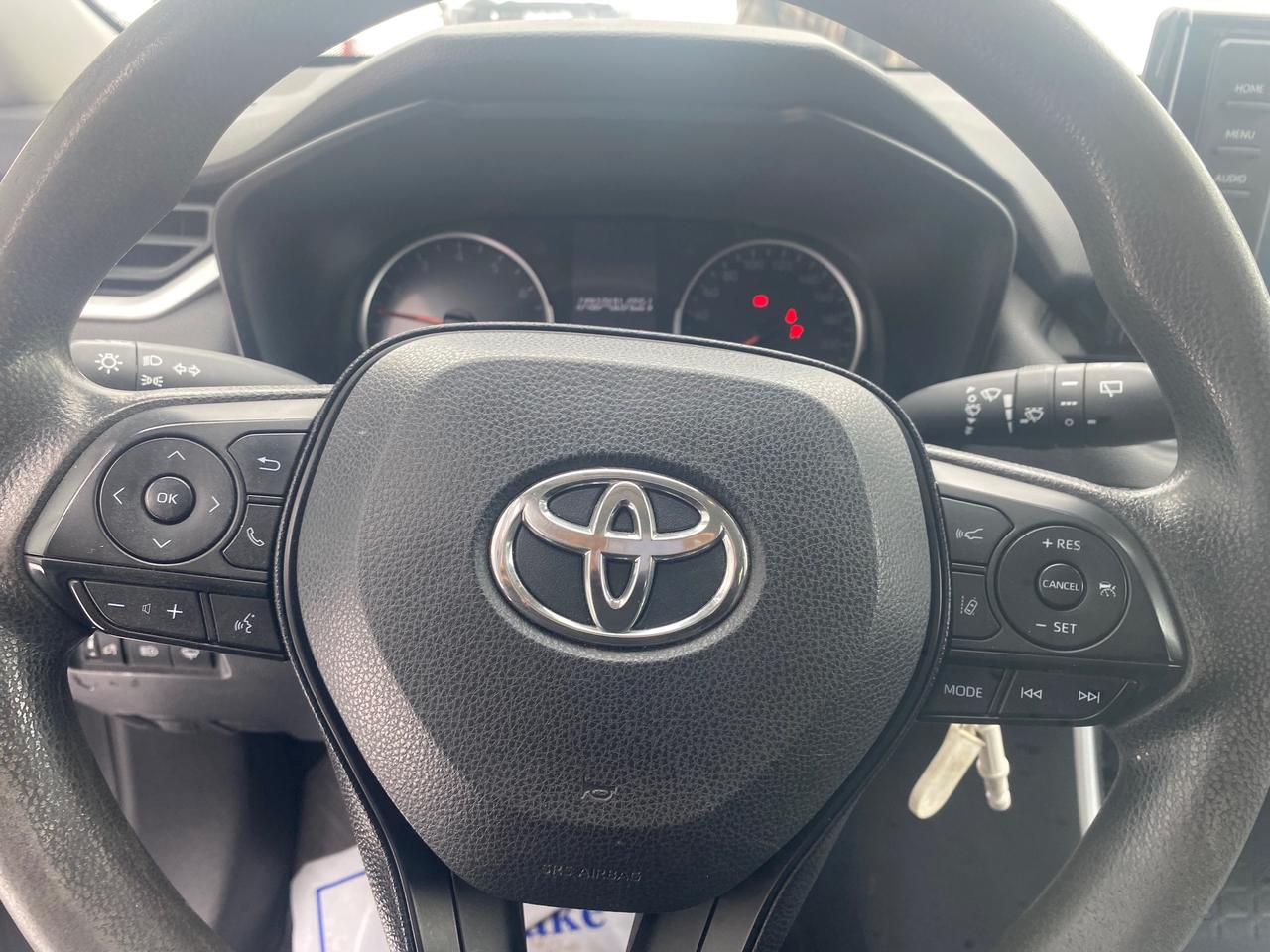 2020 Toyota RAV4 LE 4dr All-wheel Drive Photo