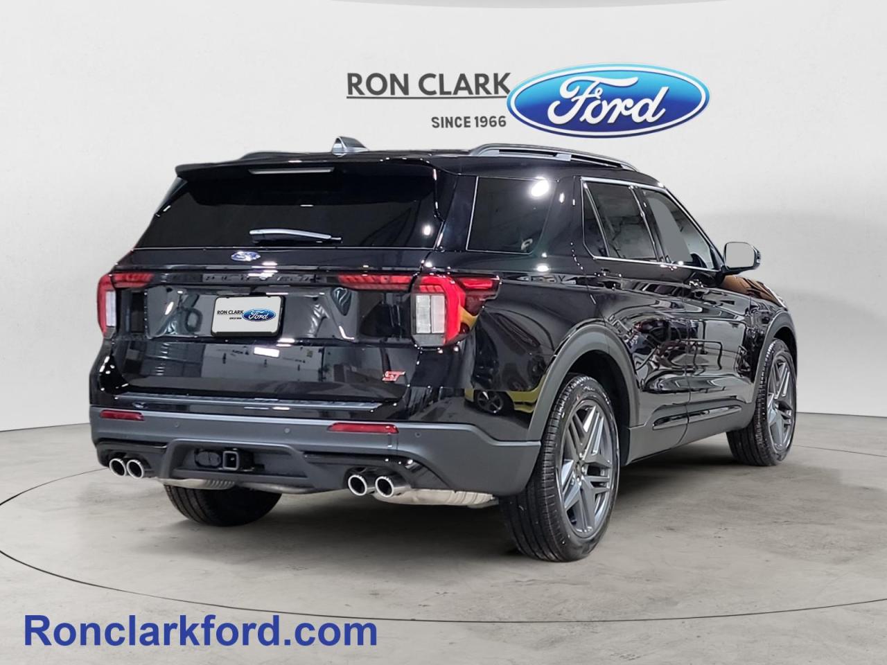 2026 Ford Explorer ST 4dr 4x4 Photo