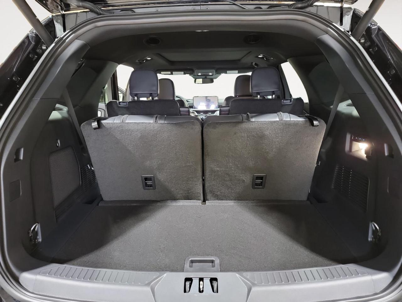 2026 Ford Explorer ST 4dr 4x4 Photo