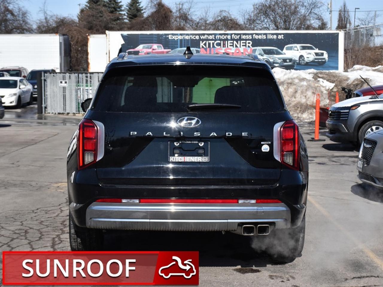 2024 Hyundai PALISADE Ultimate Calligraphy w/Beige AWD--Captain Chair  N Photo4