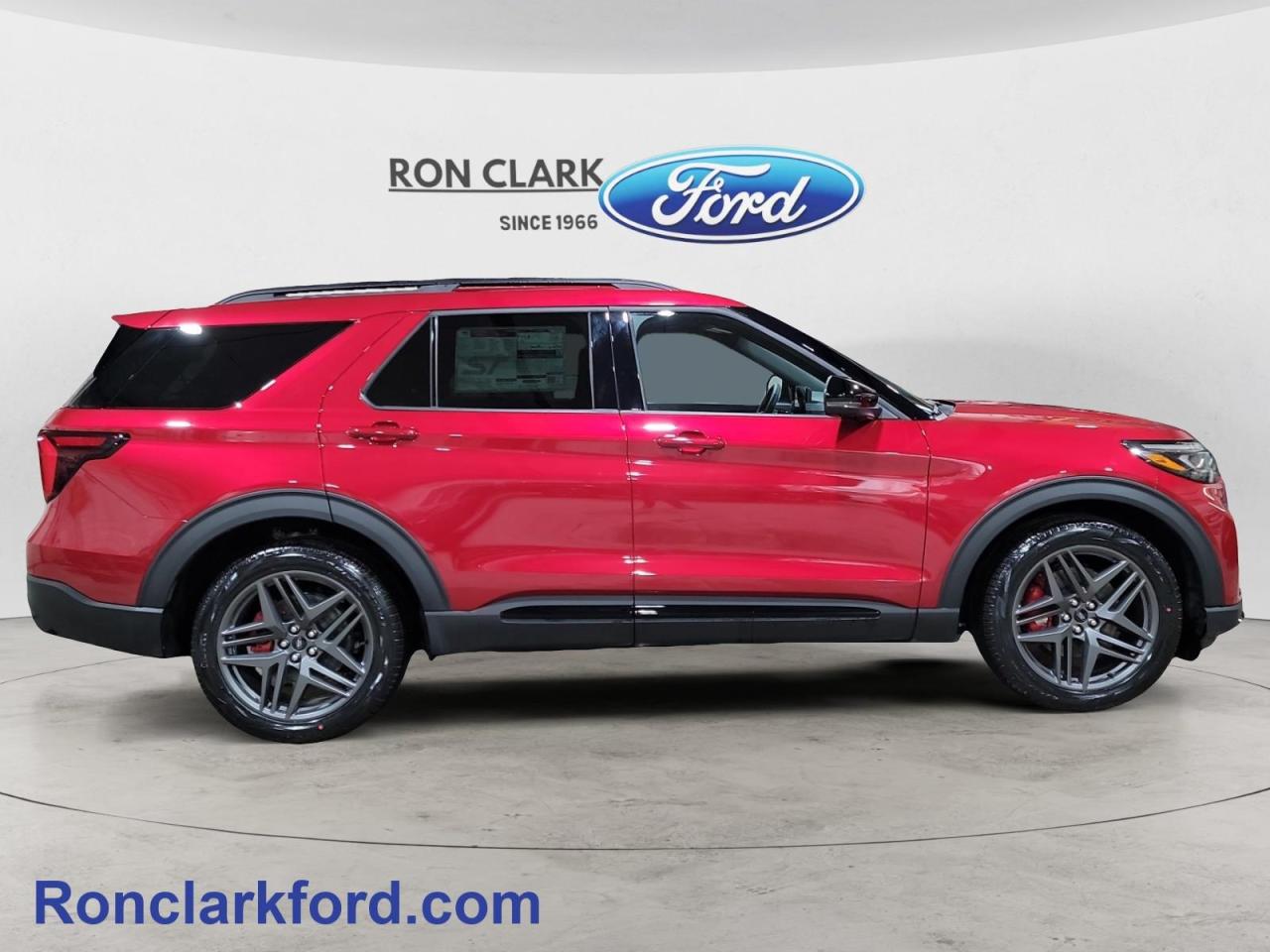 2026 Ford Explorer ST 4dr 4x4 Photo