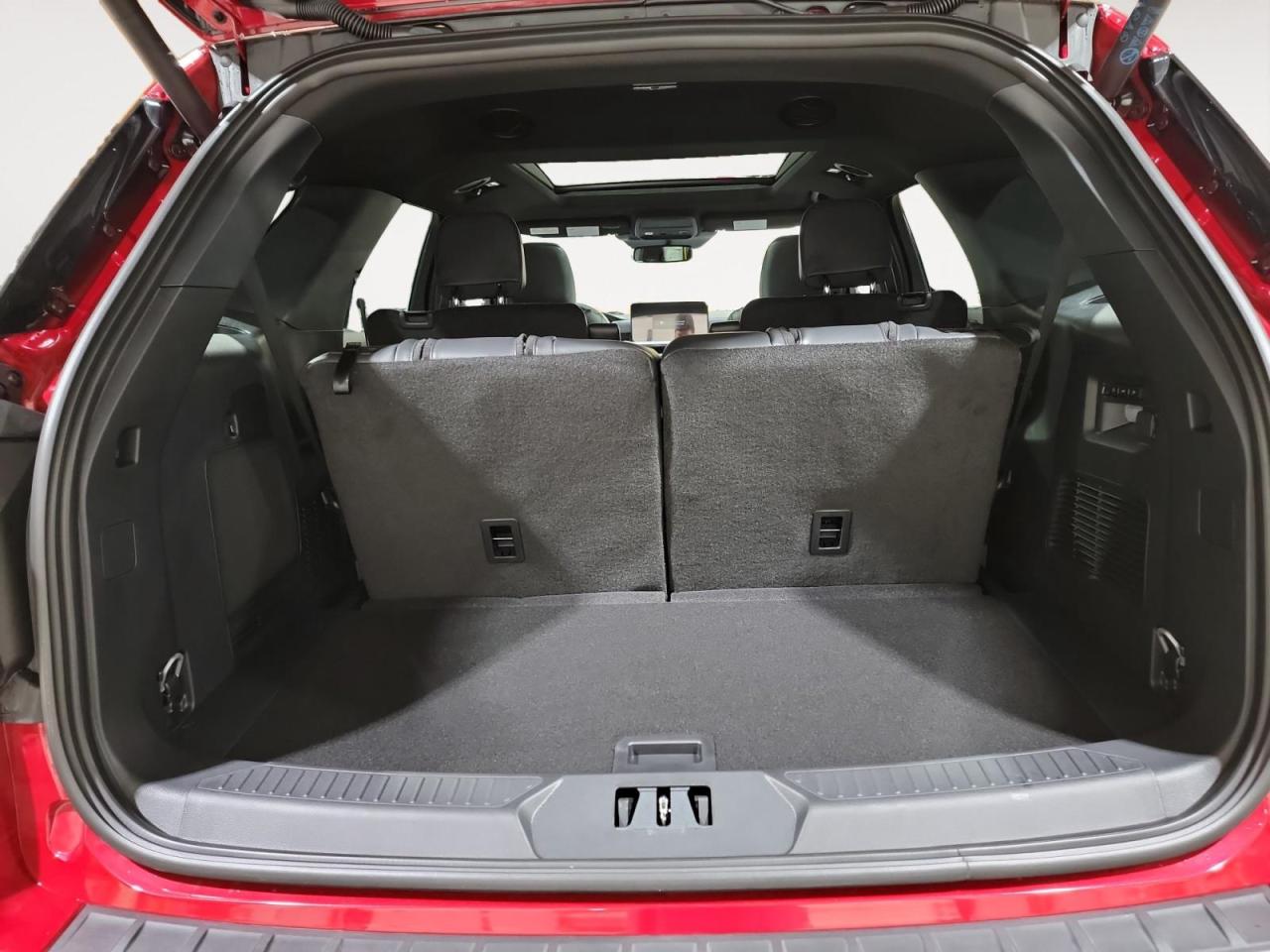 2026 Ford Explorer ST 4dr 4x4 Photo