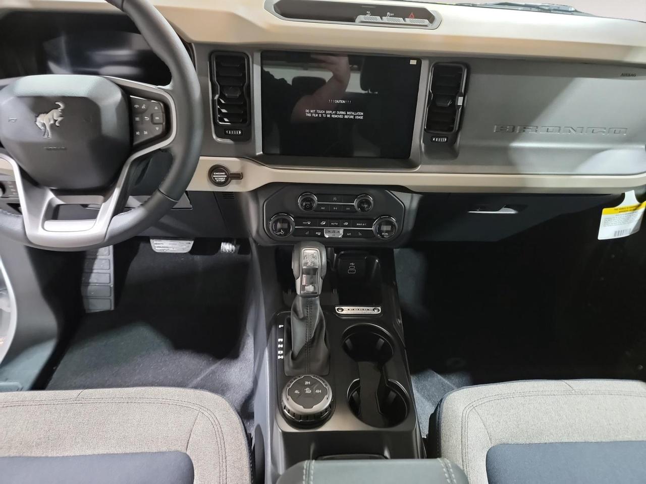 2026 Ford Bronco Big Bend 4dr 4x4 Photo