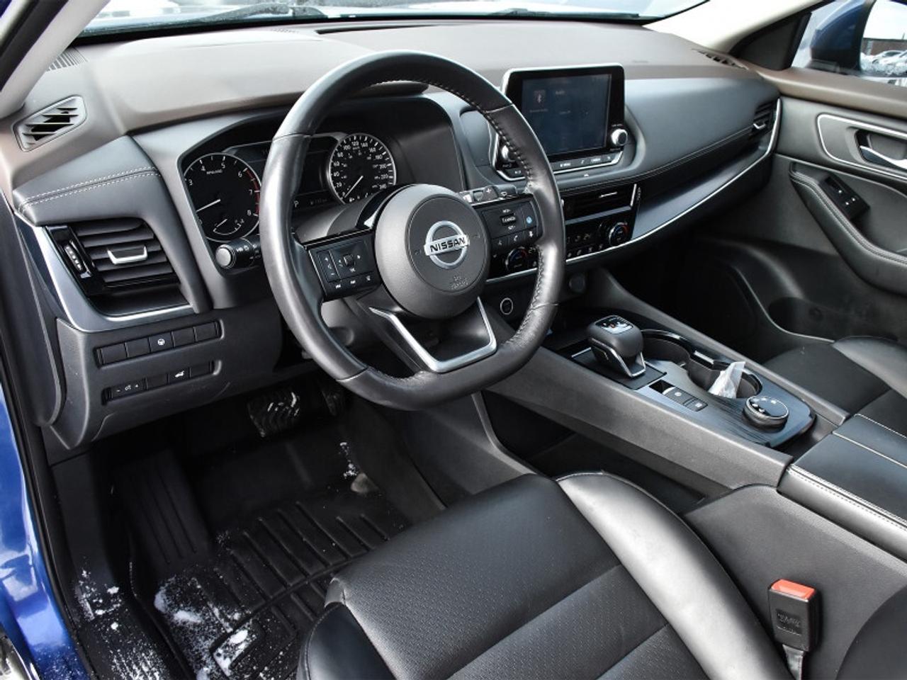 2021 Nissan Rogue SV AWD-Leather  Roof  360 Cam   ProPilot Assist Photo