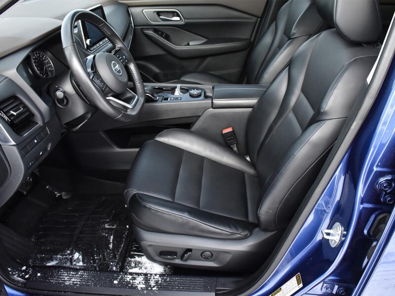 2021 Nissan Rogue SV AWD-Leather  Roof  360 Cam   ProPilot Assist Photo