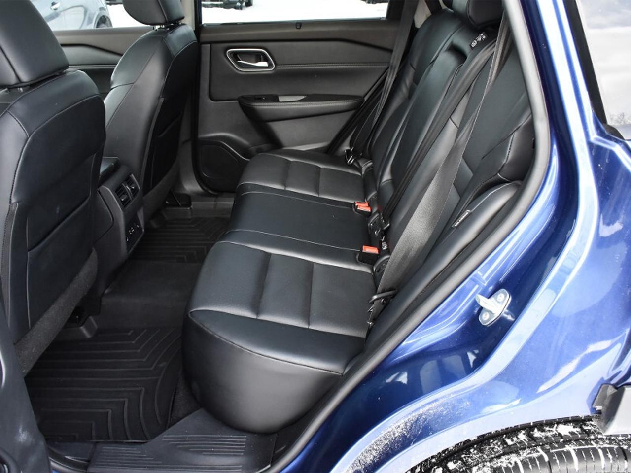 2021 Nissan Rogue SV AWD-Leather  Roof  360 Cam   ProPilot Assist Photo