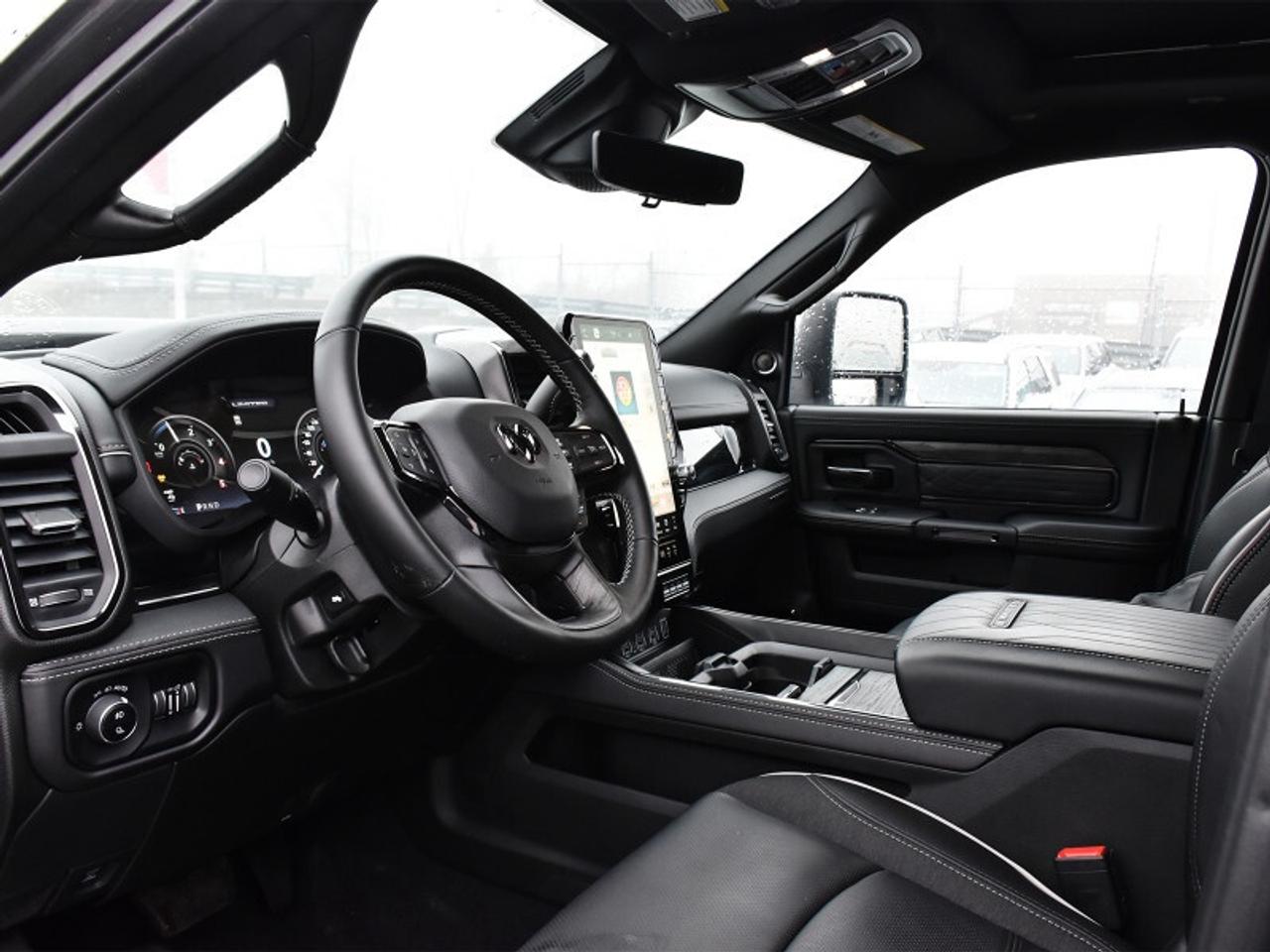 2025 RAM 2500 Diesel Limited   Leather    Roof   Navi   CarPlay Photo