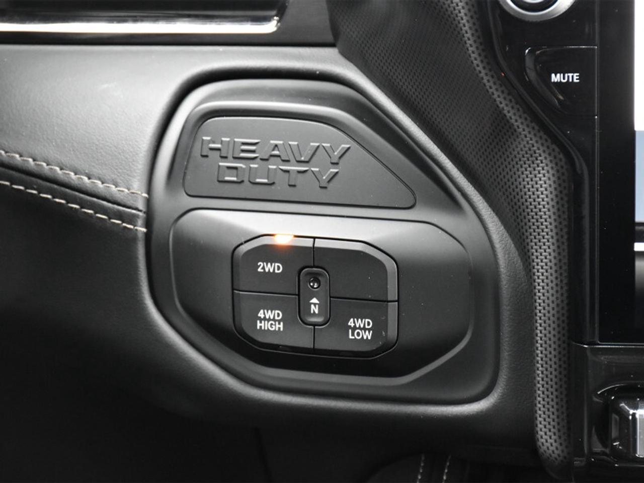 2025 RAM 2500 Diesel Limited   Leather    Roof   Navi   CarPlay Photo