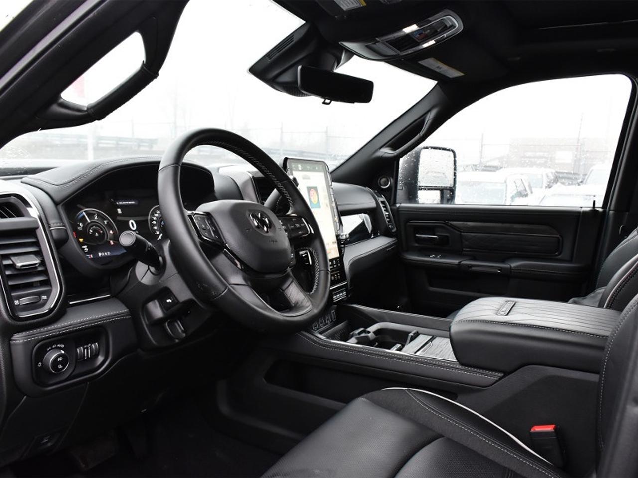 2025 RAM 2500 Diesel Limited   Leather    Roof   Navi   CarPlay Photo