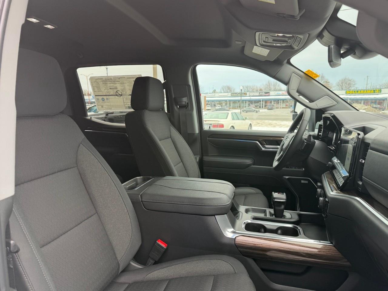 2026 Chevrolet Silverado 1500 Crew Cab Standard Box 4-Wheel Drive RST Photo