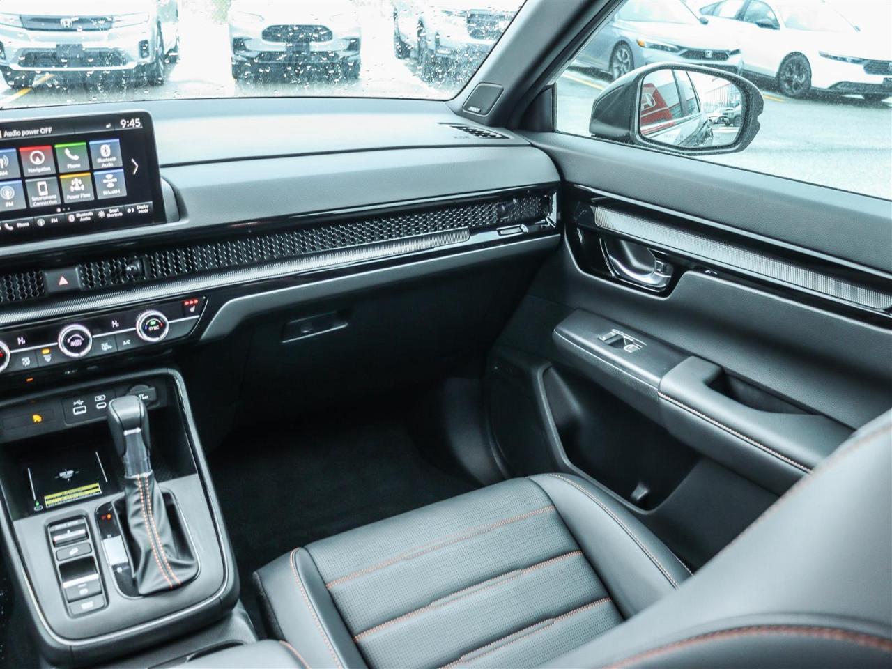 2024 Honda CR-V Hybrid Touring 4dr All-Wheel Drive Photo