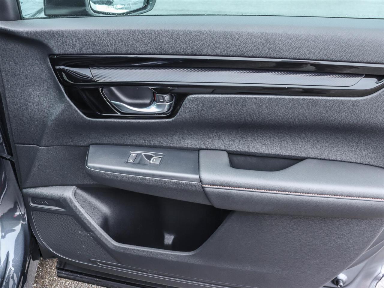 2024 Honda CR-V Hybrid Touring 4dr All-Wheel Drive Photo