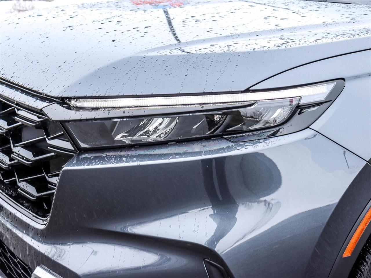 2024 Honda CR-V Hybrid Touring 4dr All-Wheel Drive Photo