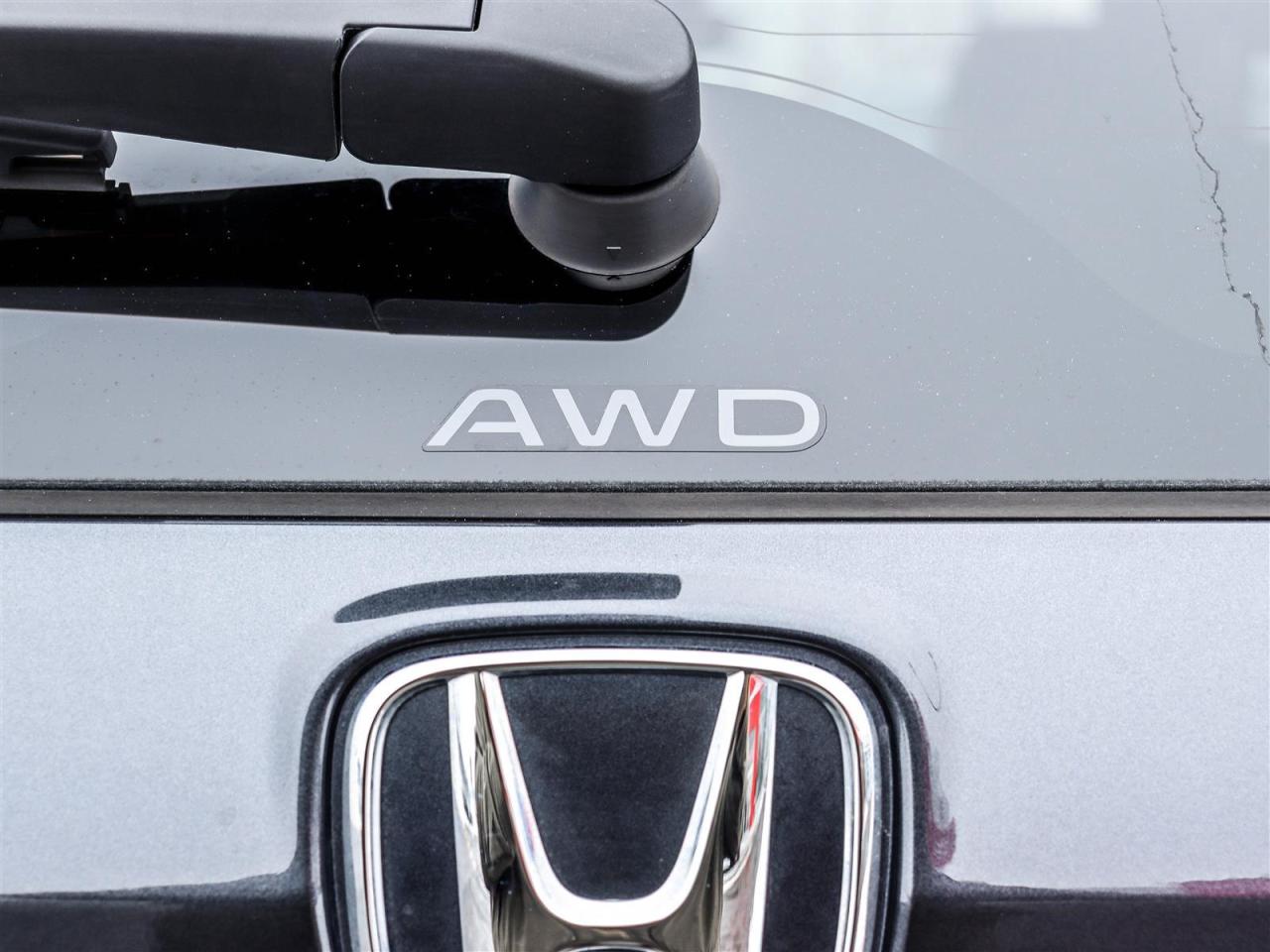 2024 Honda CR-V Hybrid Touring 4dr All-Wheel Drive Photo