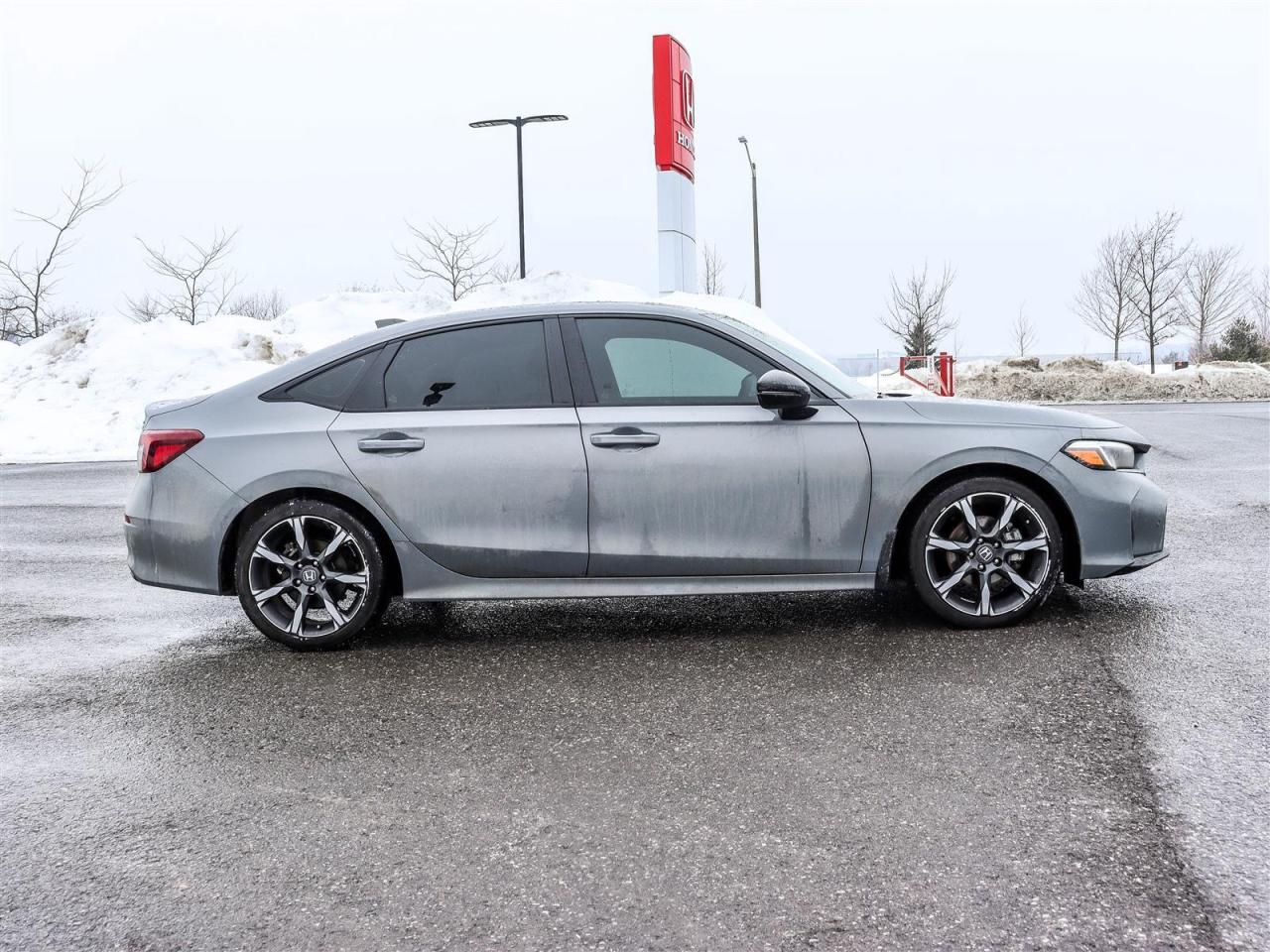 2025 Honda Civic Hybrid Sport Touring 4dr Sedan Photo