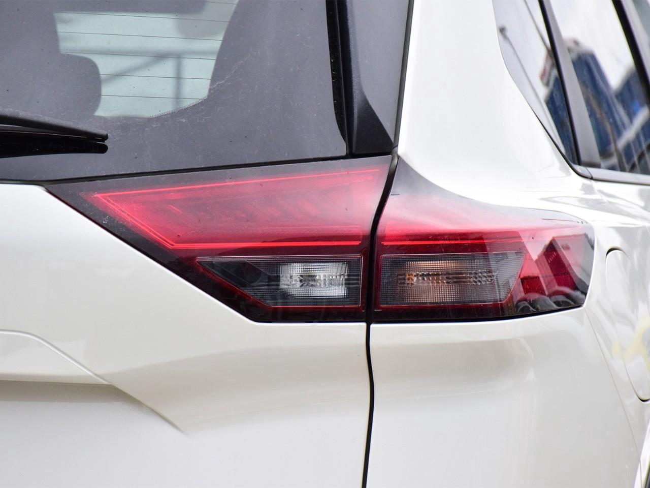 2023 Nissan Rogue SV Moonroof 4dr All-Wheel Drive Sport Utility Photo