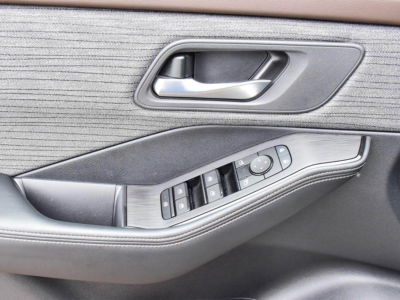 2023 Nissan Rogue SV Moonroof 4dr All-Wheel Drive Sport Utility Photo