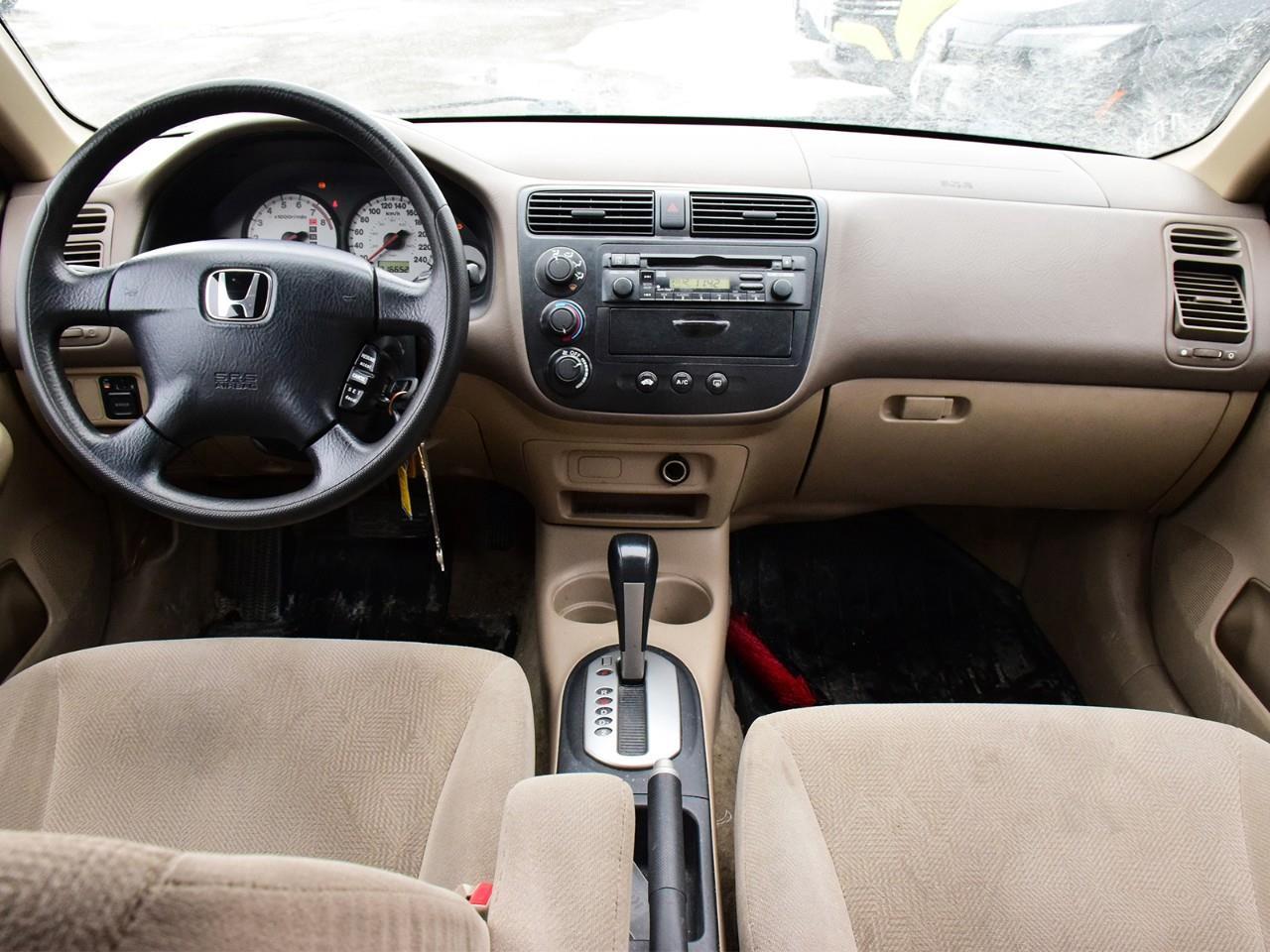 2002 Honda Civic LX-G (A4) 4dr Sedan Photo