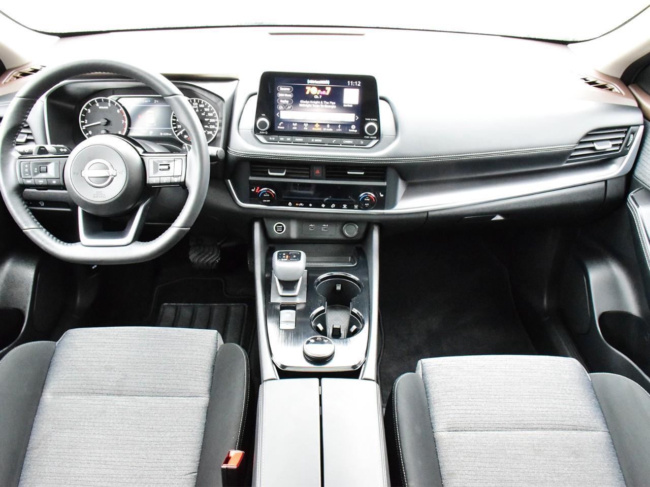 2023 Nissan Rogue SV Moonroof 4dr All-Wheel Drive Sport Utility Photo