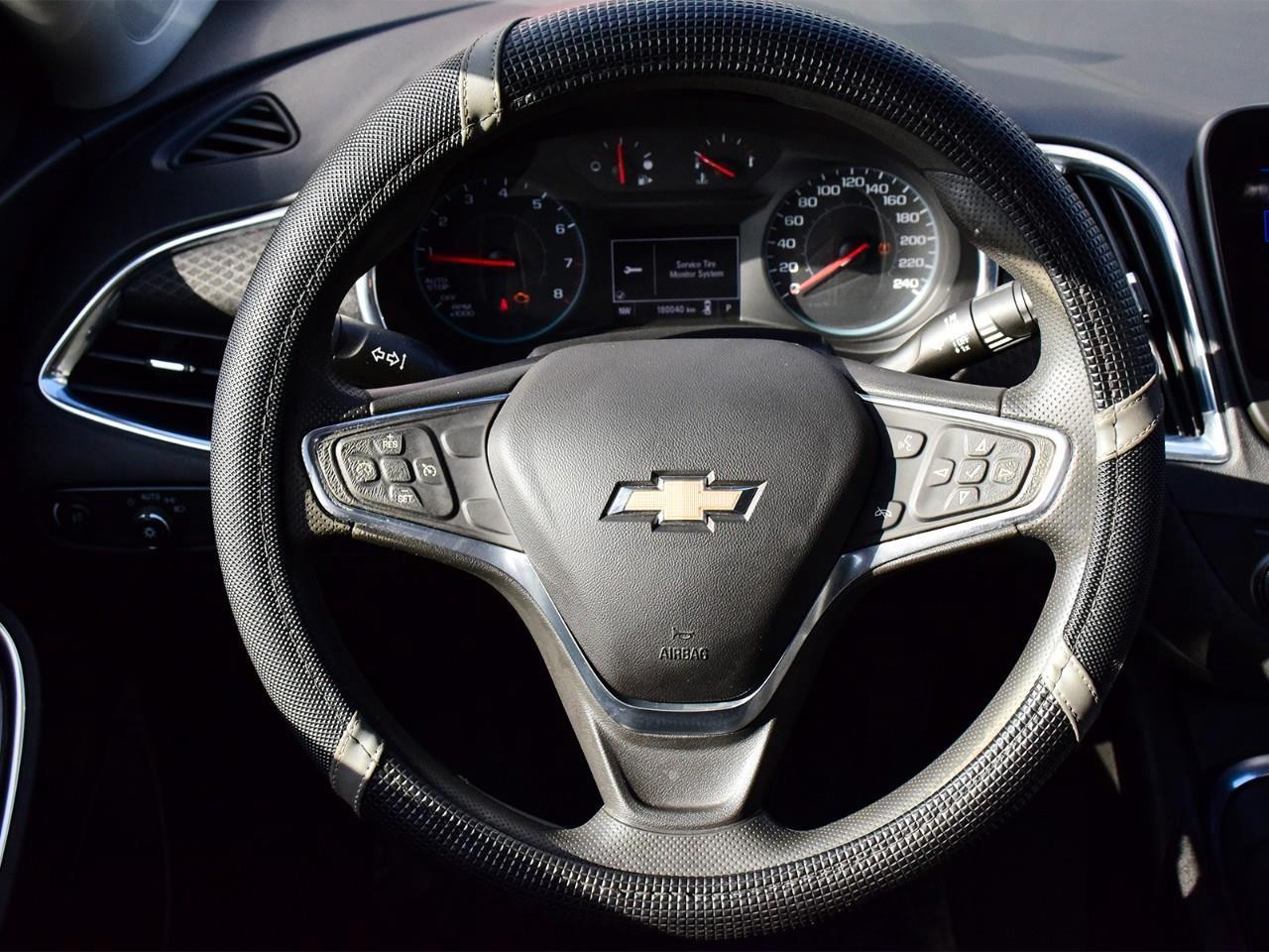 2019 Chevrolet Malibu LT 4dr SEDAN Photo