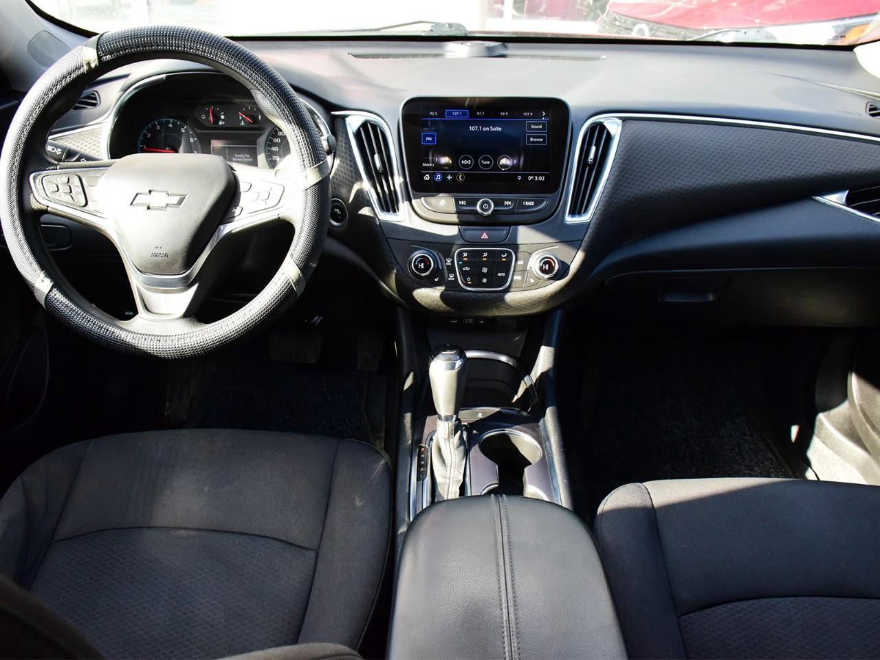 2019 Chevrolet Malibu LT 4dr SEDAN Photo