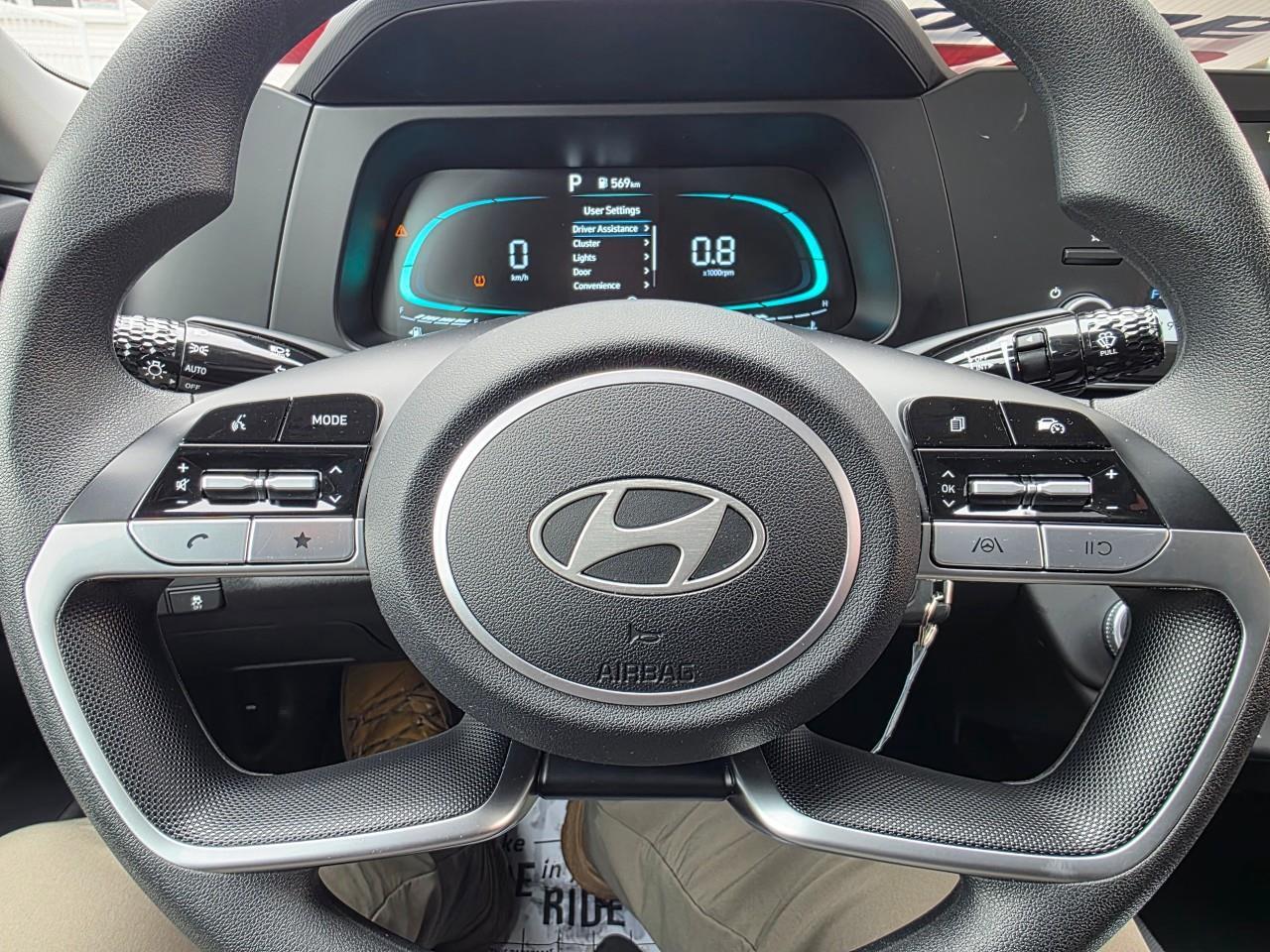 2025 Hyundai Elantra ESSENTIAL 4DR SEDAN Photo