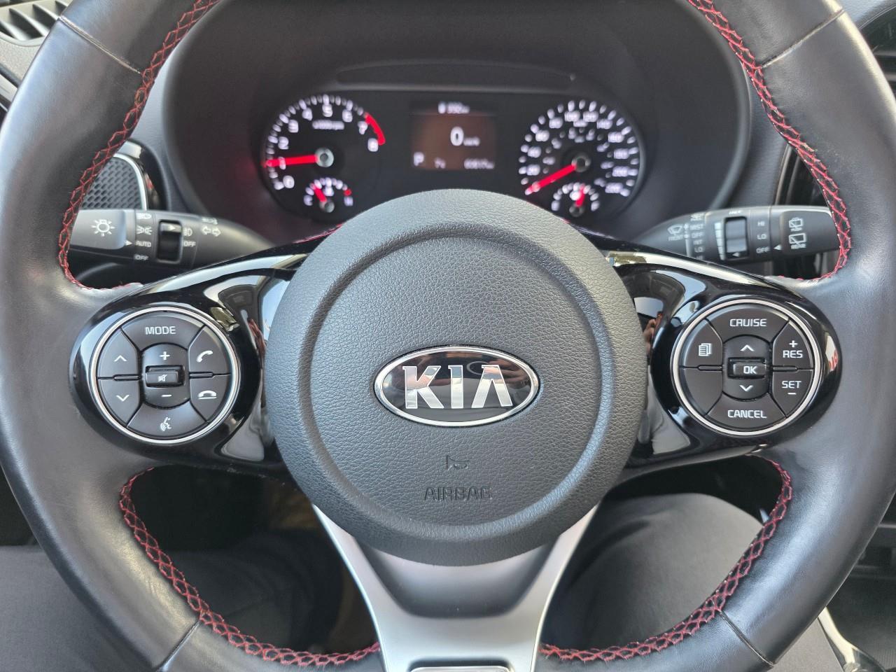 2020 Kia Soul EX Premium 4dr Hatchback Photo