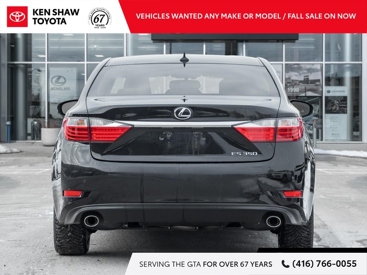 2014 Lexus ES 350 Base 4dr Sedan Photo