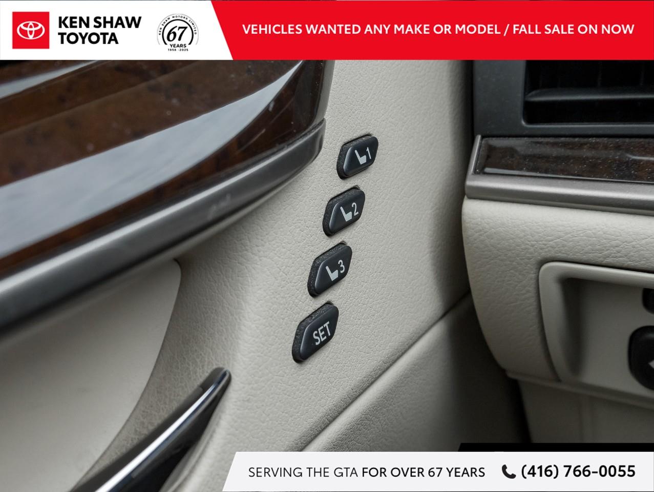 2014 Lexus ES 350 Base 4dr Sedan Photo