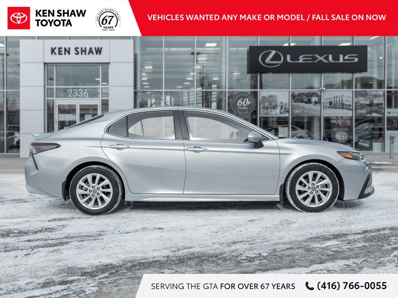 2024 Toyota Camry SE 4dr All-Wheel Drive Sedan Photo