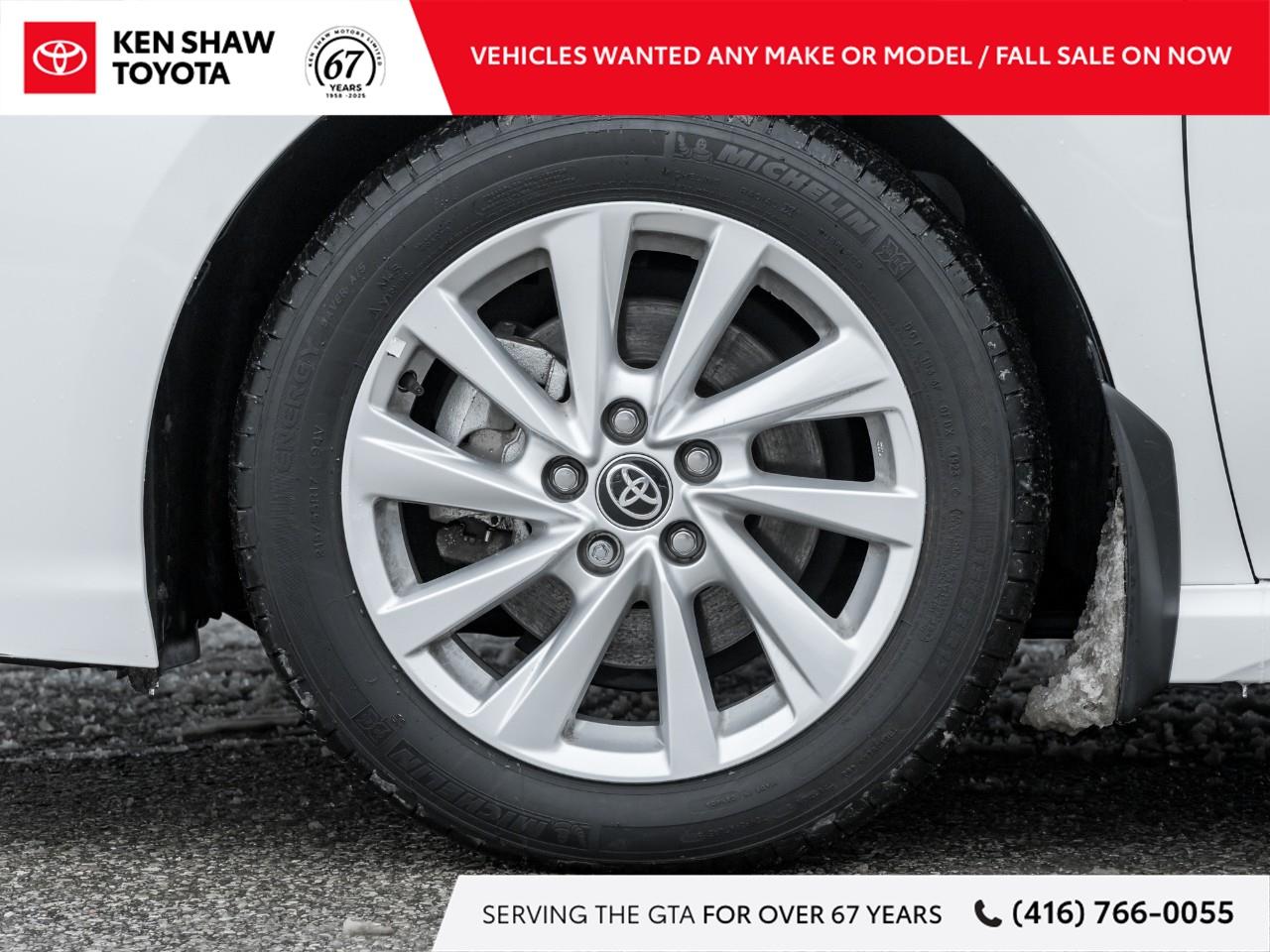 2024 Toyota Camry SE 4dr All-Wheel Drive Sedan Photo4