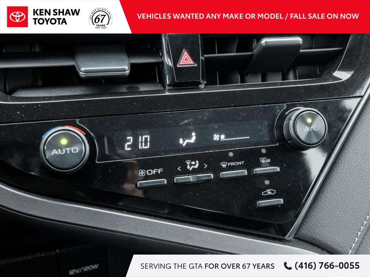 2024 Toyota Camry SE 4dr All-Wheel Drive Sedan Photo