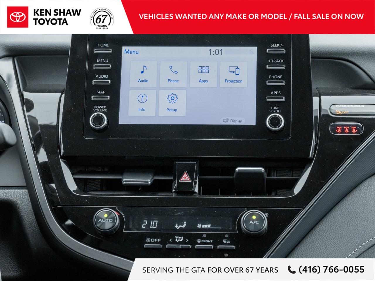 2024 Toyota Camry SE 4dr All-Wheel Drive Sedan Photo