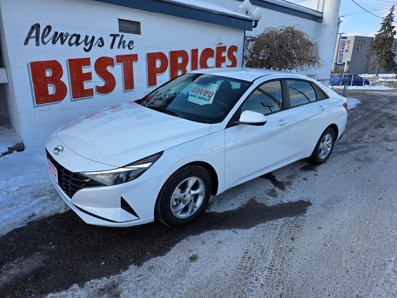 2023 Hyundai Elantra ESSENTIAL 4DR SEDAN Photo