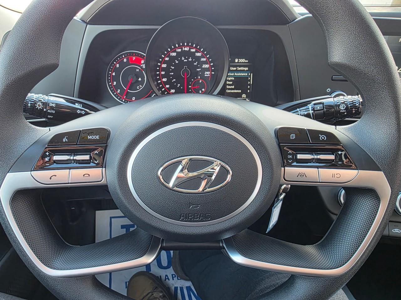 2023 Hyundai Elantra ESSENTIAL 4DR SEDAN Photo