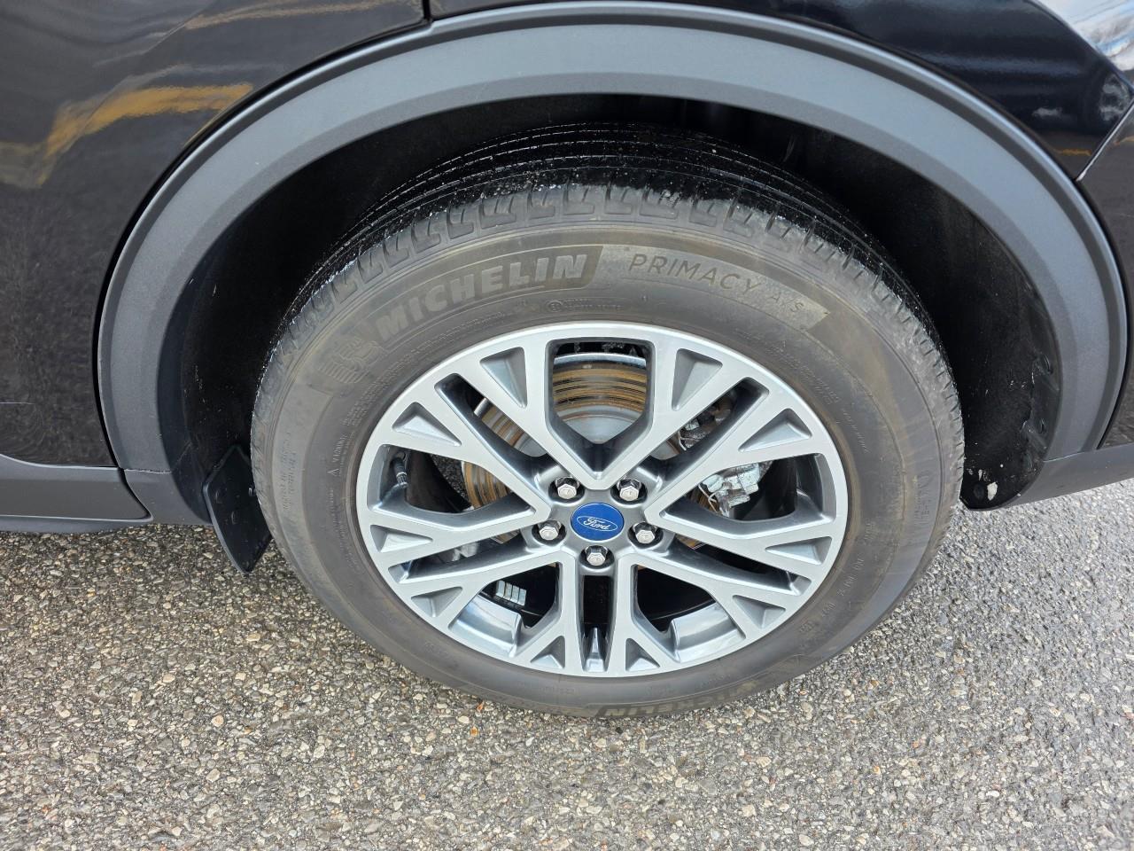 2022 Ford Escape SEL 4dr Front-Wheel Drive Photo