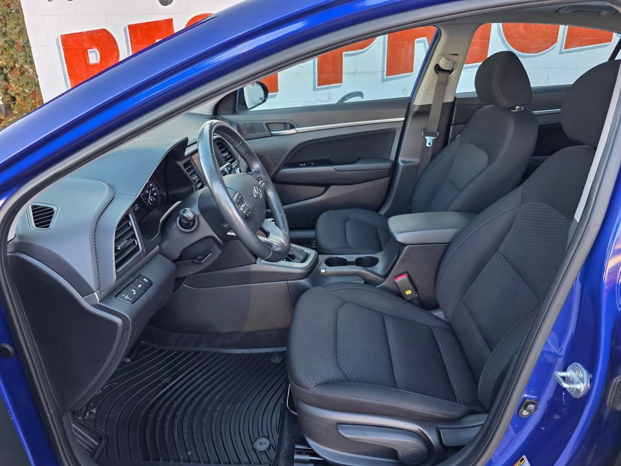 2020 Hyundai Elantra Preferred w/Sun & Safety Package 4dr Sedan Photo