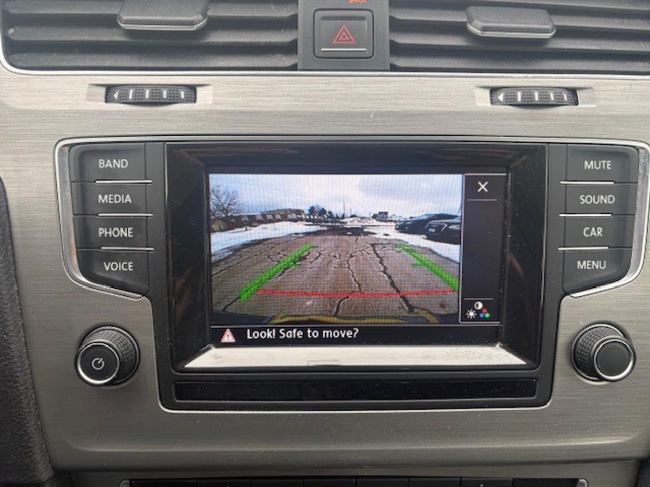 2015 Volkswagen Golf TSI HATCHBACK Photo