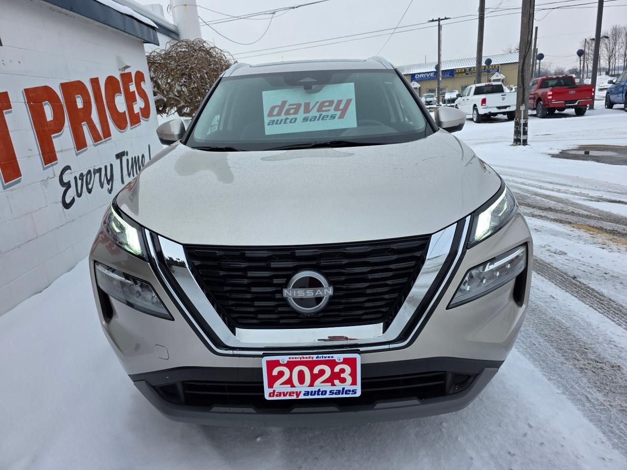 2023 Nissan Rogue SV Moonroof 4dr All-Wheel Drive Sport Utility Photo