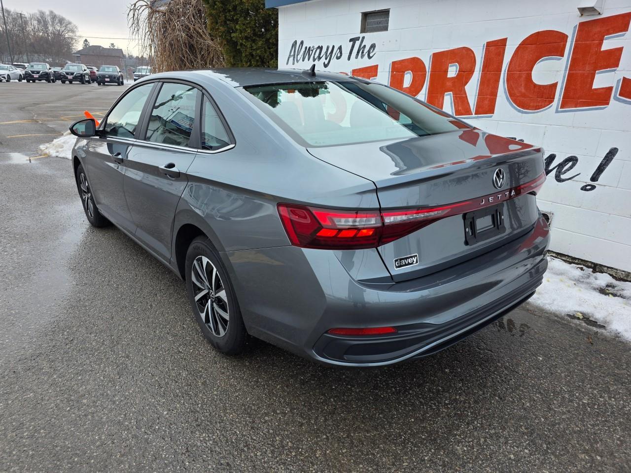 2025 Volkswagen Jetta Trendline 4dr Sedan Photo