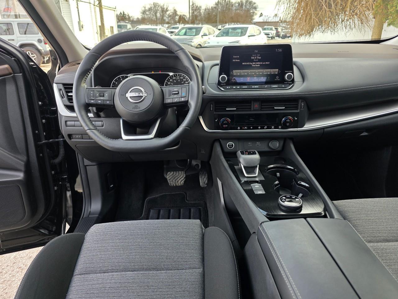 2023 Nissan Rogue SV Moonroof 4dr All-Wheel Drive Sport Utility Photo